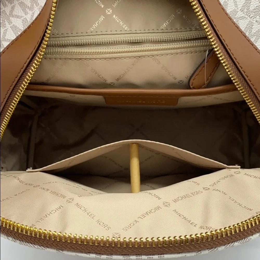 MICHAEL KORS KENLY MEDIUM BACKPACK VANILLA